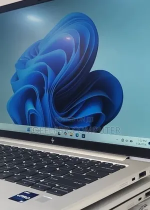 New Laptop HP EliteBook 840 16GB Intel Core i5 SSD 512GB