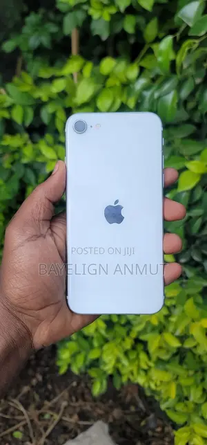 Apple iPhone SE (2020) 64 GB White