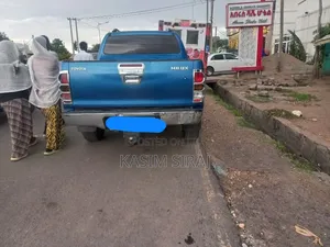 Toyota Hilux 2.5 D-4D 4X4 SRX 2009 Blue