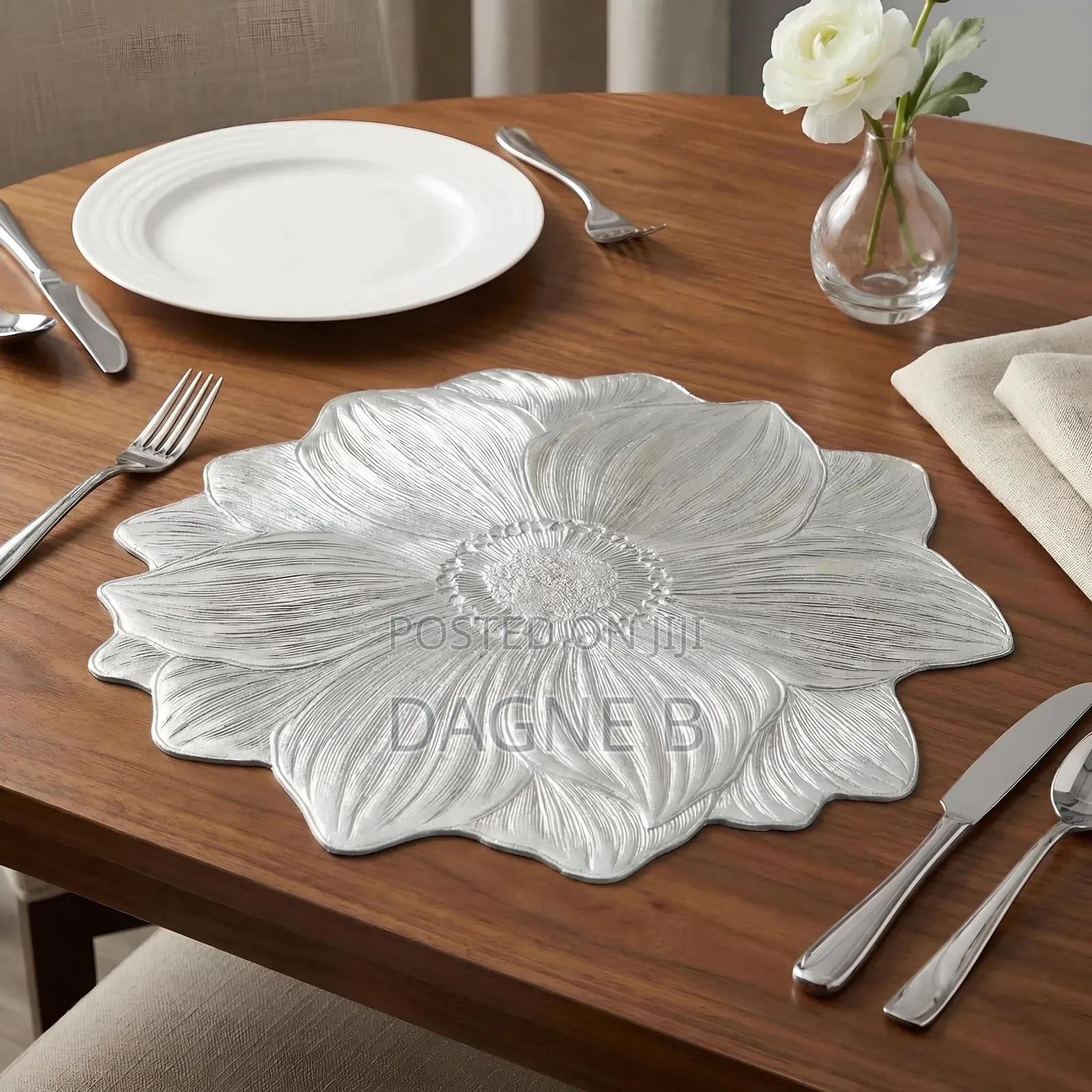 Dakshya Dining Table Mat Set የጠረፔዛ ምንጣፍ
