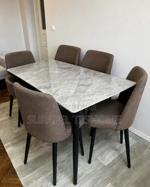 የተመረጡ ዳይኒንግ ቴብሎች ለሽያጭ Dining Tables | በ6 እና በ4 ወንበሮች