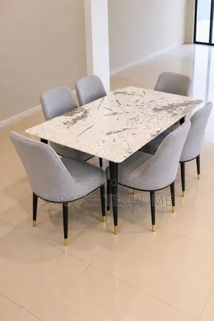 የተመረጡ ዳይኒንግ ቴብሎች ለሽያጭ Dining Tables | በ6 እና በ4 ወንበሮች