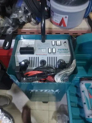 Total Battery Charger and Starter 12/24v 16/18a