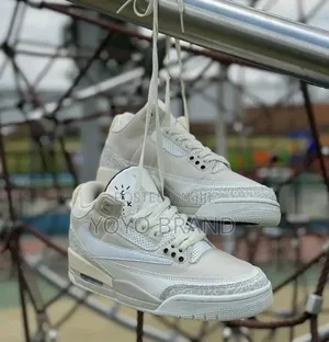 Nike Air Jordan 3 Retro Xtravis Scott "Sail X Reverse Mocha" Boots