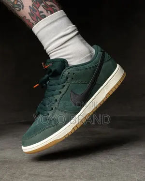 Nike Sb Dunk Low "Deep Fir"Dark Green Unisex Fashion Shoes