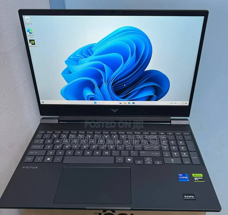 New Laptop HP 16GB Intel Core i7 SSD 512GB
