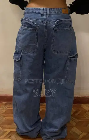Cargo Jeans