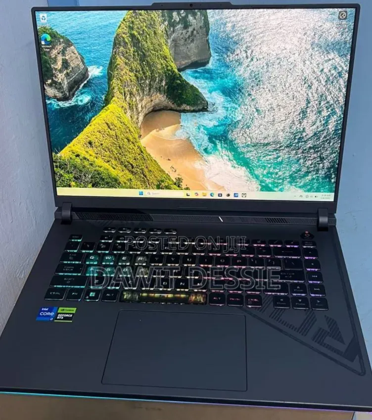 New Laptop Asus 16GB Intel Core i7 SSD 1T