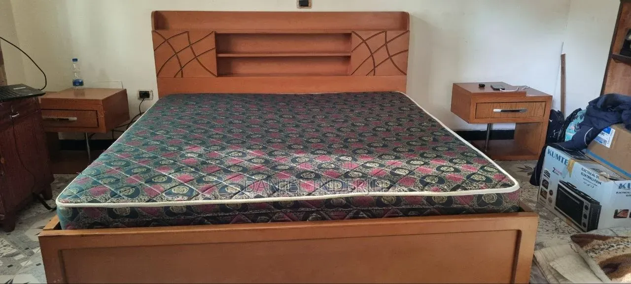 Queen Size Bed With Mattress