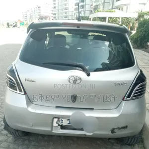 Toyota Yaris 1.0 2006 Silver