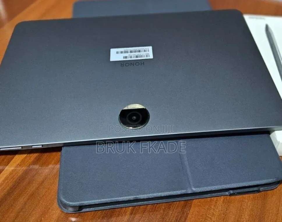 New Laptop Microsoft Surface 16GB Intel Core i5 SSD 512GB