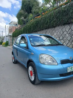 Toyota Vitz 2002 Blue