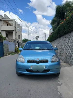 Toyota Vitz 2002 Blue