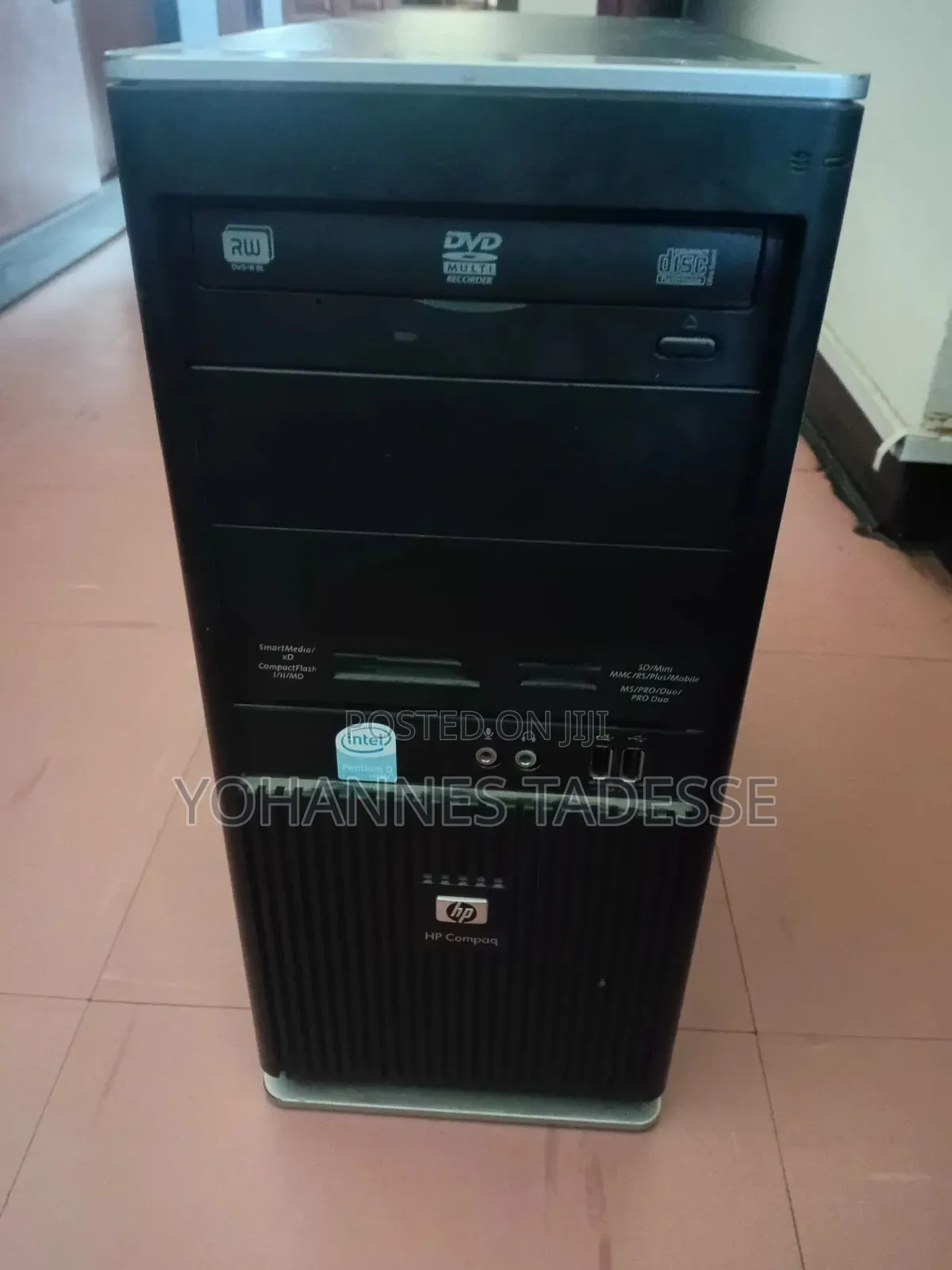 Desktop Computer HP 1GB Intel Pentium HDD 16 GB