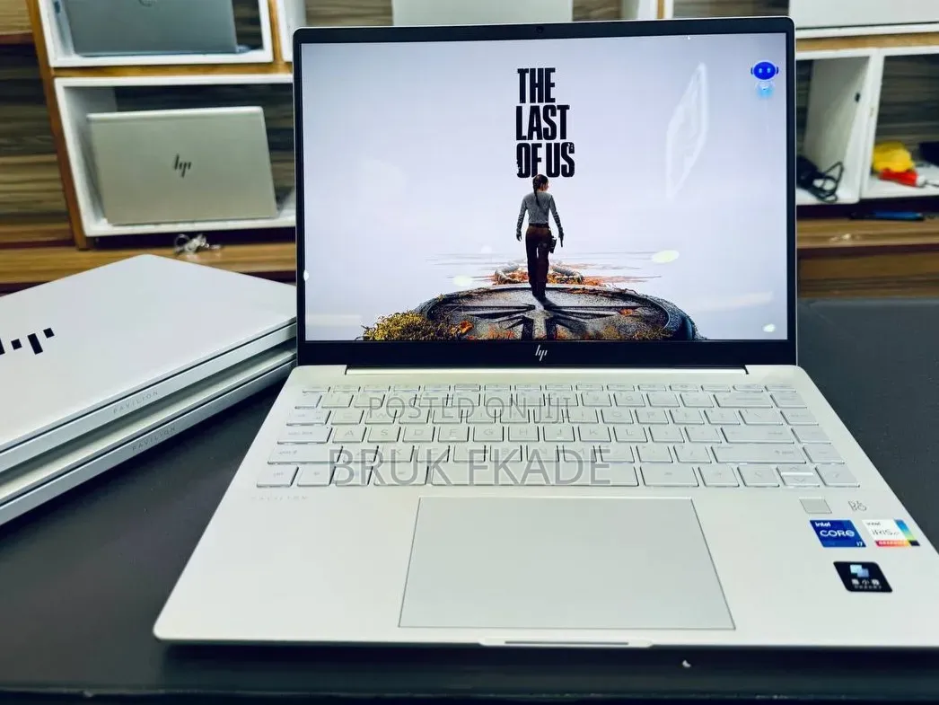 New Laptop HP Pavilion 14 16GB Intel Core i7 SSD 1T