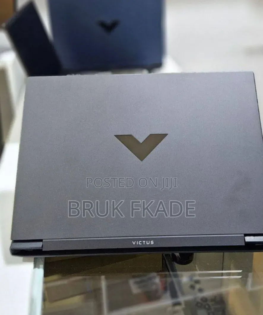 New Laptop HP Victus 15 16GB AMD Ryzen 7 SSD 512GB