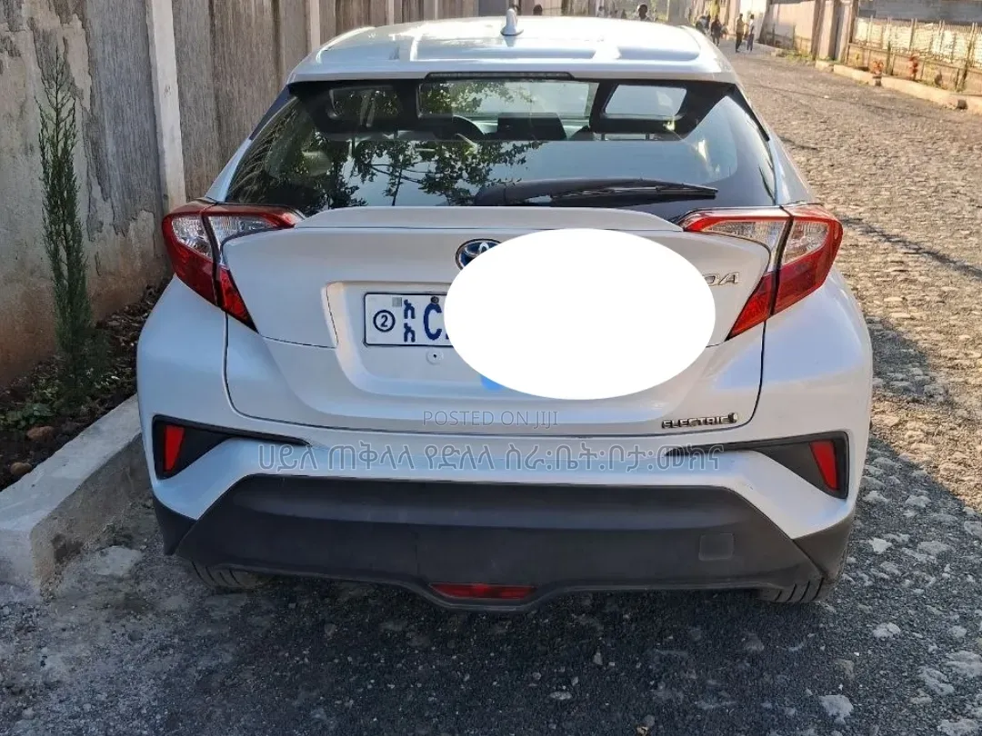 Toyota C-HR 2022 Ivory