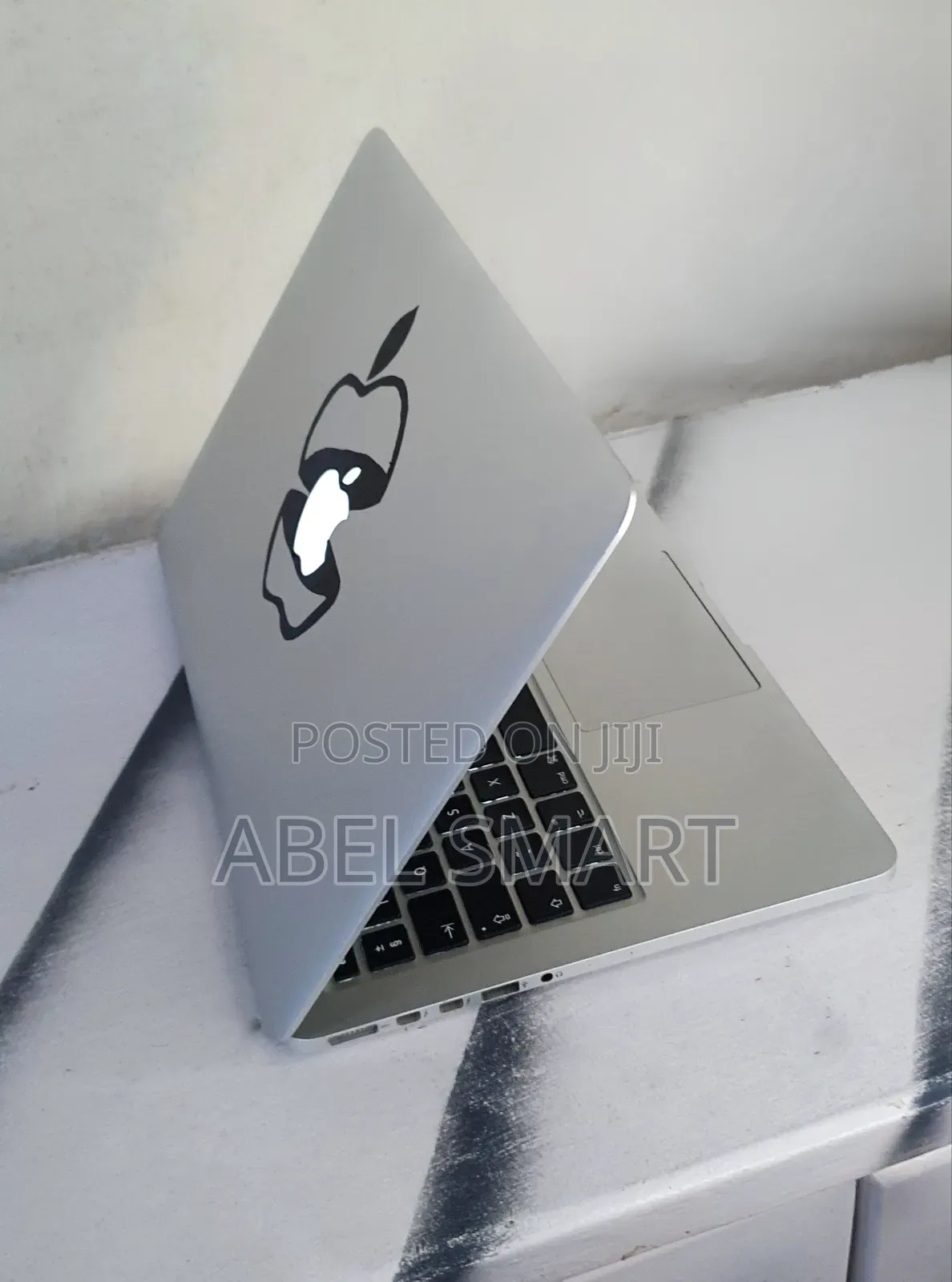 Laptop Apple MacBook 2015 8GB Intel Core i5 SSD 1T