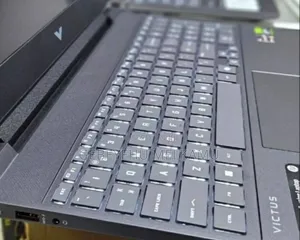 New Laptop HP 16GB AMD Ryzen 7 SSD 512GB