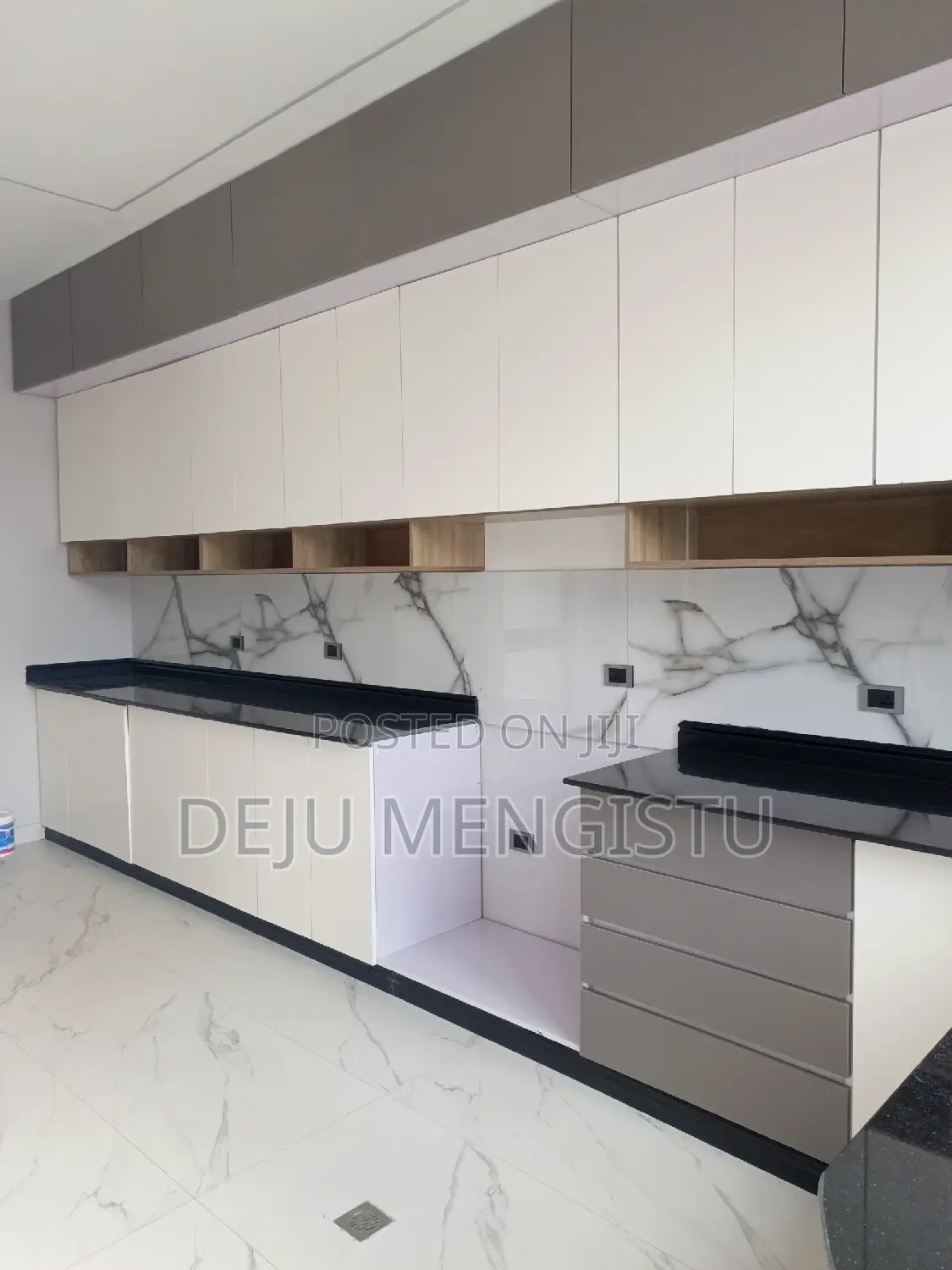 6bdrm House in አያት, Bole for sale