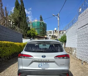 Toyota Corolla 2023 Silver