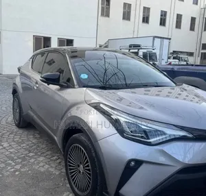 Toyota C-HR 2021 Silver