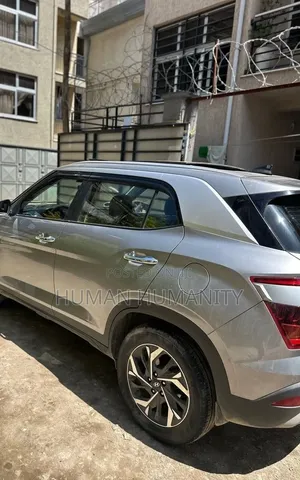 Hyundai Creta 2023 Silver