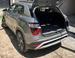 Hyundai Creta 2023 Silver