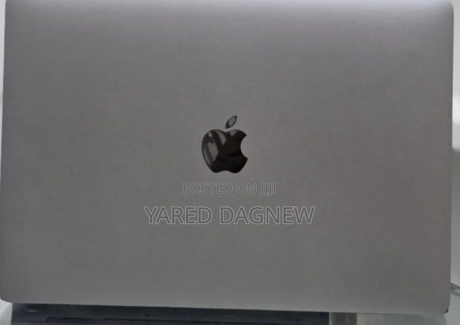 New Laptop Apple MacBook Air 2020 M1 8GB Apple M1 SSD 256GB