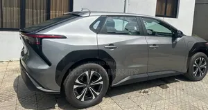 Toyota bZ4X 2025 Gray