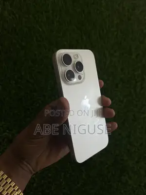Apple iPhone 15 Pro 128 GB White