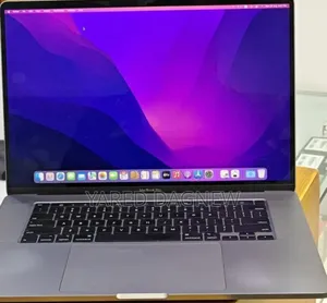 New Laptop Apple MacBook Pro 2018 32GB Intel Core i9 SSD 2T