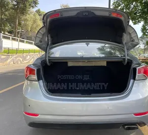 Hyundai Avante 2015 Silver