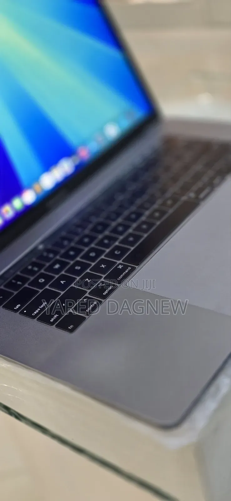 New Laptop Apple MacBook Pro 2018 16GB Intel Core i7 SSD 512GB