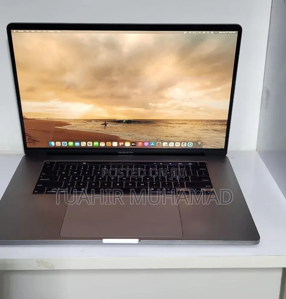New Laptop Apple MacBook Pro 2019 32GB Intel Core i9 SSD 1T