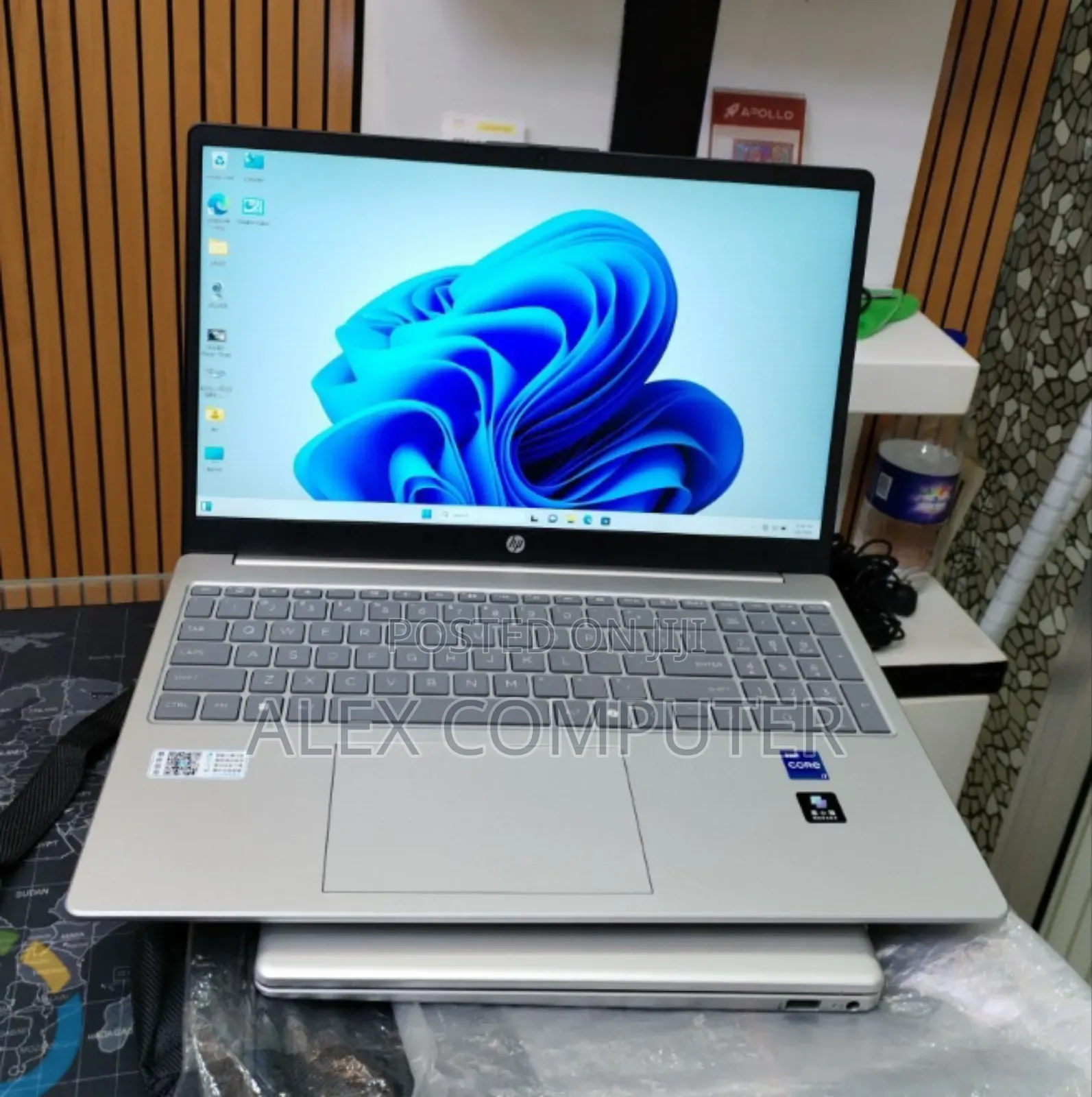 New Laptop HP Stream Notebook 16GB Intel Core i7 SSD 1T