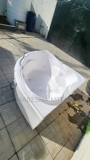 ያገለገለ ገንዳ 150cm×150cm