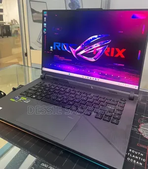 New Laptop Asus ROG Strix G15 32GB Intel Core i9 SSD 1T