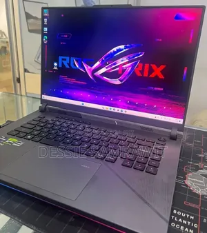 New Laptop Asus ROG Strix G15 32GB Intel Core i9 SSD 1T