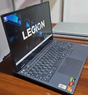 New Laptop Lenovo 16GB AMD Ryzen 7 SSD 512GB