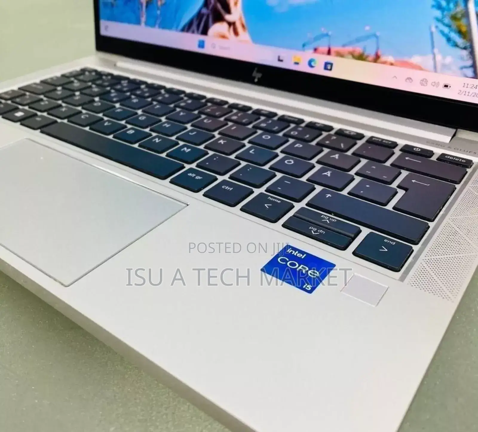 New Laptop HP EliteBook 840 G8 16GB Intel Core i5 SSD 512GB