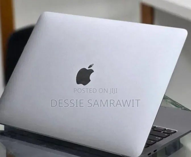New Laptop Apple MacBook Air 2020 M1 16GB Intel Core i5 SSD 256GB