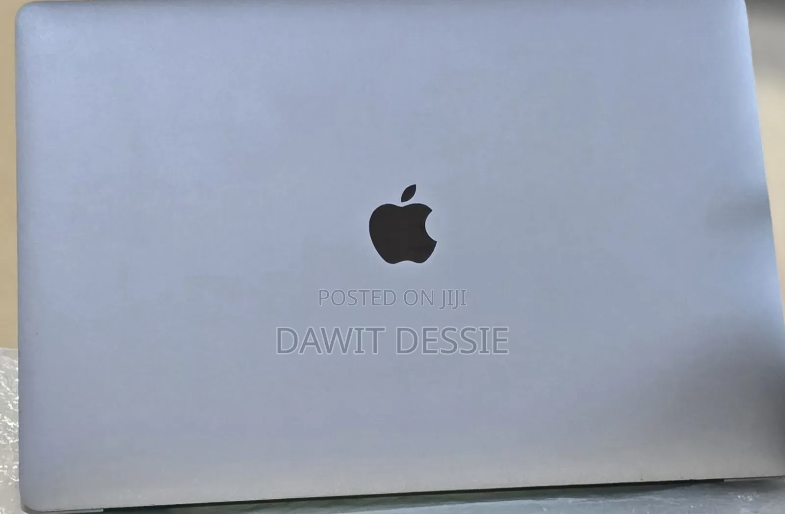 New Laptop Apple MacBook Pro 2018 16GB Intel Core i7 SSD 512GB