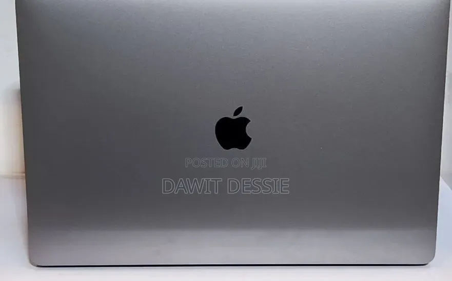 New Laptop Apple MacBook Pro 2019 32GB Intel Core i9 SSD 1T