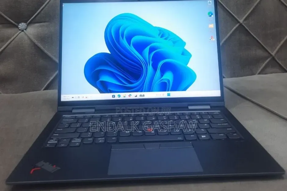 New Laptop Lenovo ThinkPad X1 Yoga 16GB Intel Core i7 SSD 512GB