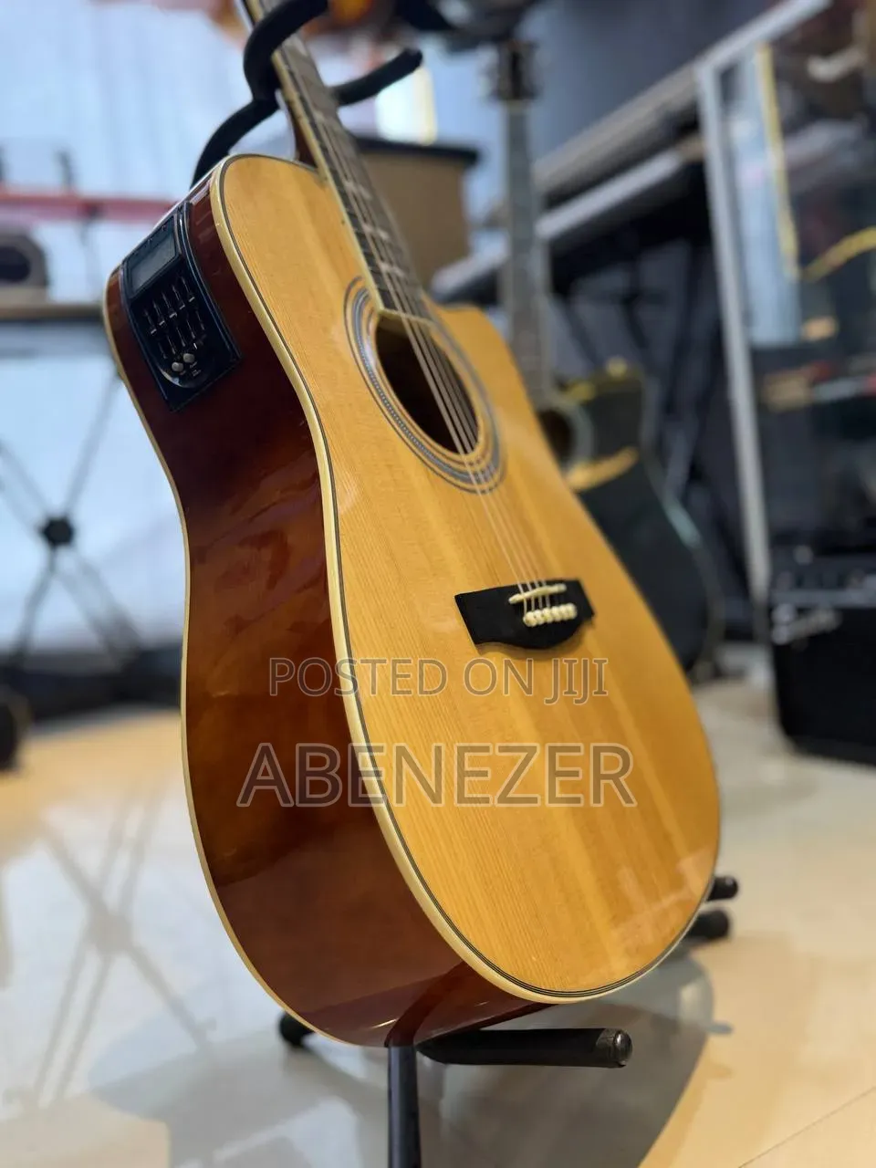 Yamaha F6000 Eq Acostic Guitar