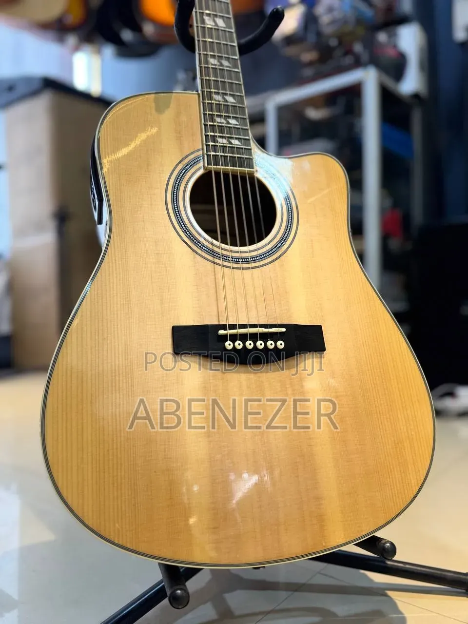 Yamaha F6000 Eq Acostic Guitar