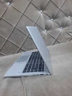 New Laptop HP EliteBook 840 G8 16GB Intel Core i7 SSD 512GB