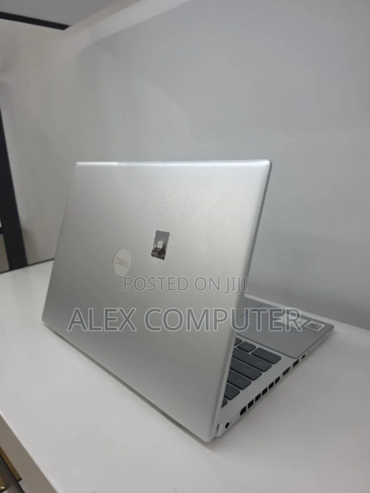 New Laptop Dell Inspiron 14 16GB Intel Core i5 SSD 512GB