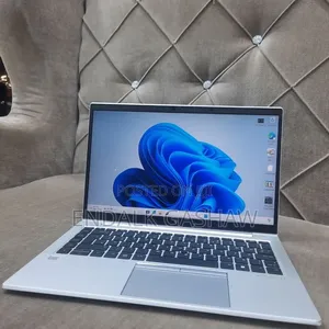 New Laptop HP EliteBook 840 G8 16GB Intel Core i7 SSD 512GB